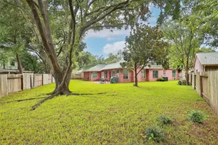 16011 Country Bend Rd, Houston, TX 77095 - Photo 25