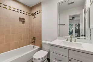 6130 Hamman St, Houston, TX 77007 - Photo 5