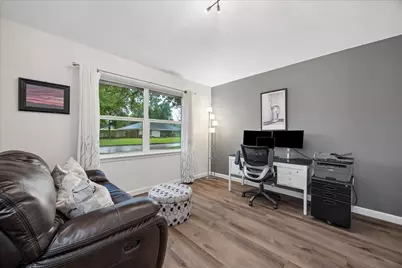 10322 Shadow Wood Drive, Houston, TX 77043 - Photo 11
