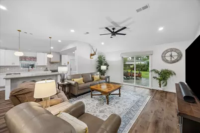 10322 Shadow Wood Drive, Houston, TX 77043 - Photo 13