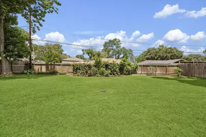 10322 Shadow Wood Drive, Houston, TX 77043 - Photo 25