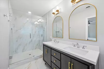 10322 Shadow Wood Drive, Houston, TX 77043 - Photo 21