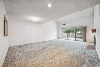 18039 Starboard Drive, Houston, TX 77058 - Photo 3