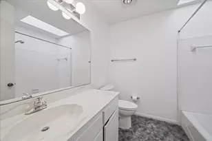 18039 Starboard Dr, Houston, TX 77058 - Photo 13