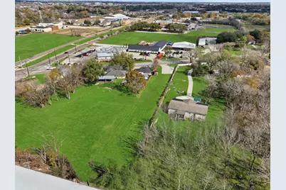 3932 Allen Genoa Road, Pasadena, TX 77504 - Photo 9