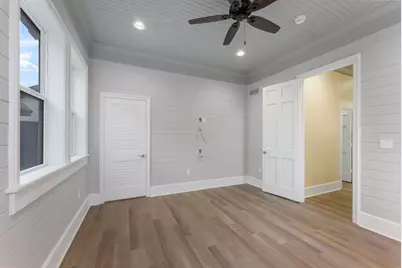 5036 Golden Forest Drive, Houston, TX 77091 - Photo 33