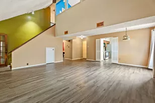 902 Essex Dr, Friendswood, TX 77546 - Photo 3