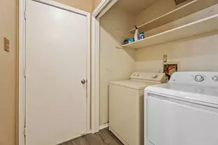 902 Essex Dr, Friendswood, TX 77546 - Photo 19