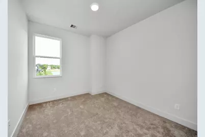 13104 Moncloa Drive, Houston, TX 77047 - Photo 17