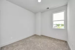 13104 Moncloa Dr, Houston, TX 77047 - Photo 21