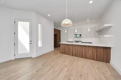 13104 Moncloa Drive, Houston, TX 77047 - Photo 5