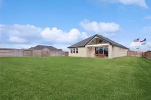 1800 Mesquite Trl, Dayton, TX 77535 - Photo 23