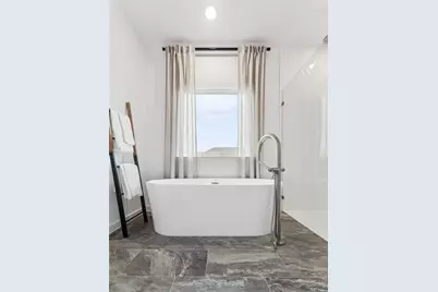 1800 Mesquite Trail, Dayton, TX 77535 - Photo 13