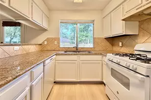 6 Maywind Ct, The Woodlands, TX 77381 - Photo 15
