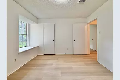6 Maywind Court, The Woodlands, TX 77381 - Photo 33