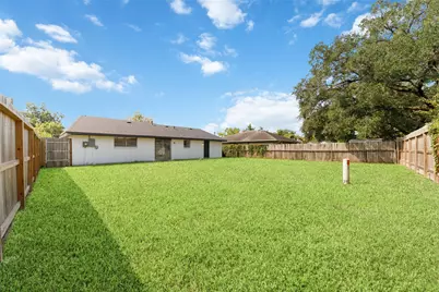 7706 Deadwood Drive, Houston, TX 77040 - Photo 21