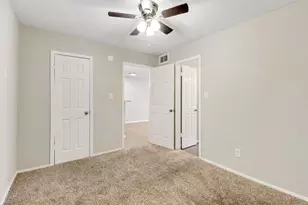 1520 Broadmoor Dr, Bryan, TX 77802 - Photo 5