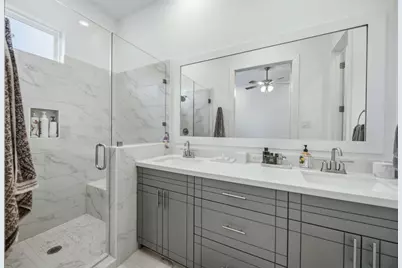 8960 Zurcher Ln, Houston, TX 77080 - Photo 15