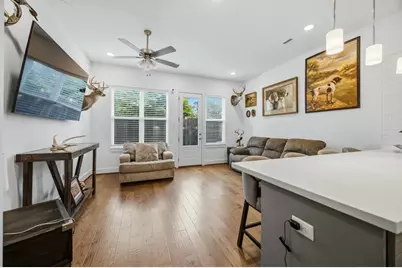 8960 Zurcher Ln, Houston, TX 77080 - Photo 7