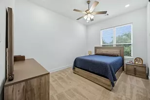 8960 Zurcher Ln, Houston, TX 77080 - Photo 13