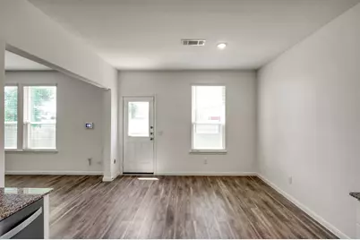 7314 Madison Commons Lane, Houston, TX 77075 - Photo 9