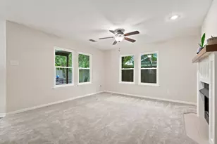 247 Sandpebble Dr, The Woodlands, TX 77381 - Photo 13