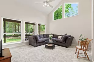247 Sandpebble Dr, The Woodlands, TX 77381 - Photo 9