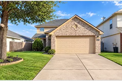 1011 Lancaster Lake Drive, Houston, TX 77073 - Photo 1