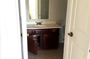 2826 S Bartell Dr, Houston, TX 77054 - Photo 5