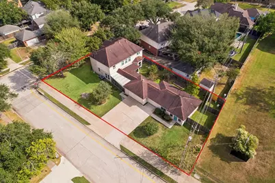702 Huntercrest Street, El Lago, TX 77586 - Photo 29
