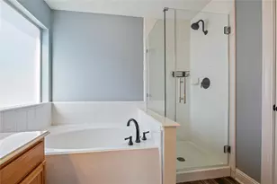 1104 Lake Shore Dr, Pearland, TX 77581 - Photo 11