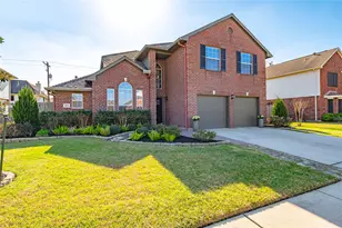 1104 Lake Shore Dr, Pearland, TX 77581 - Photo 1
