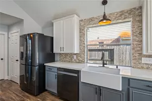 1104 Lake Shore Dr, Pearland, TX 77581 - Photo 15