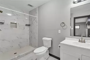 2642 Cedar Dr, La Marque, TX 77568 - Photo 19