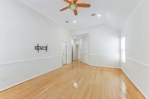 618 Detering St, Houston, TX 77007 - Photo 29