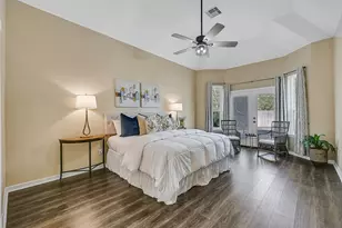 303 Regency Ct, Friendswood, TX 77546 - Photo 17