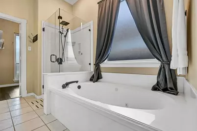 303 Regency Court, Friendswood, TX 77546 - Photo 19