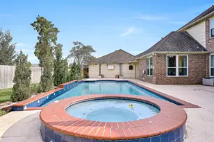 303 Regency Ct, Friendswood, TX 77546 - Photo 29