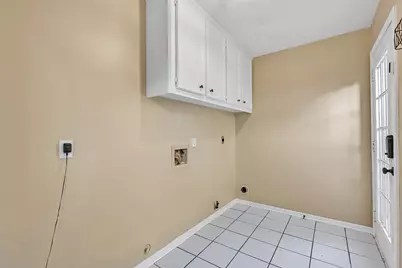 303 Regency Court, Friendswood, TX 77546 - Photo 15