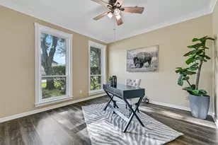 303 Regency Ct, Friendswood, TX 77546 - Photo 7