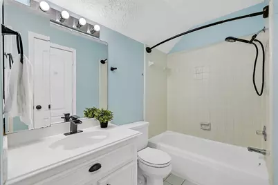 303 Regency Court, Friendswood, TX 77546 - Photo 23