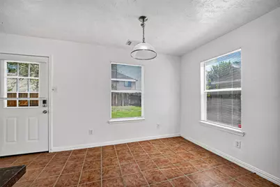 4403 Sprangletop Avenue, Baytown, TX 77521 - Photo 11