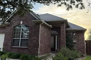 2404 S Venice Dr, Pearland, TX 77581 - Photo 1
