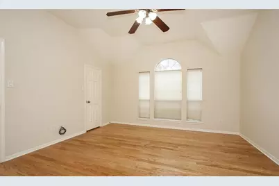 6319 Misty Creek, Missouri City, TX 77459 - Photo 23