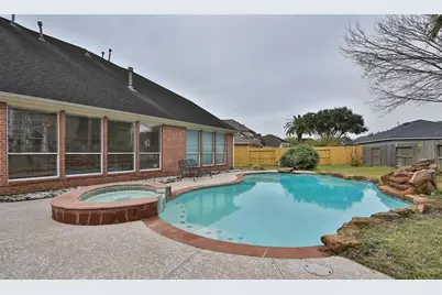 6319 Misty Creek, Missouri City, TX 77459 - Photo 29