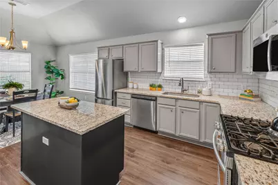 805 Azalea Court, College Station, TX 77840 - Photo 17