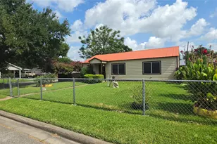2110 5th St, Galena Park, TX 77547 - Photo 25