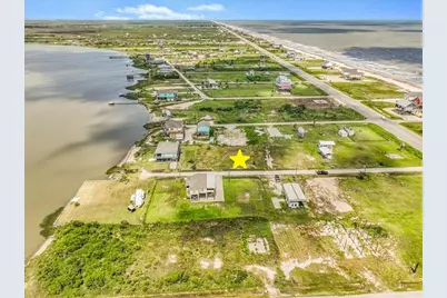 1026 N Gayle Street, Gilchrist, TX 77617 - Photo 19