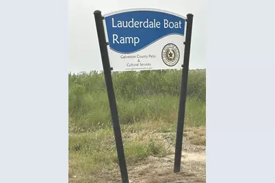 1026 N Gayle Street, Gilchrist, TX 77617 - Photo 15