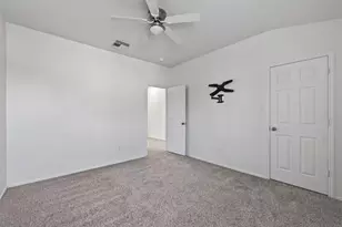 206 Unique Ct, Rosharon, TX 77583 - Photo 13